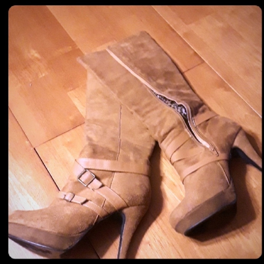 Chestnut boot
